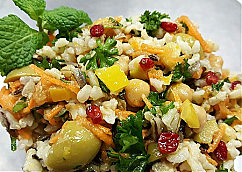 Moroccan Rice Salad with Chickpeas